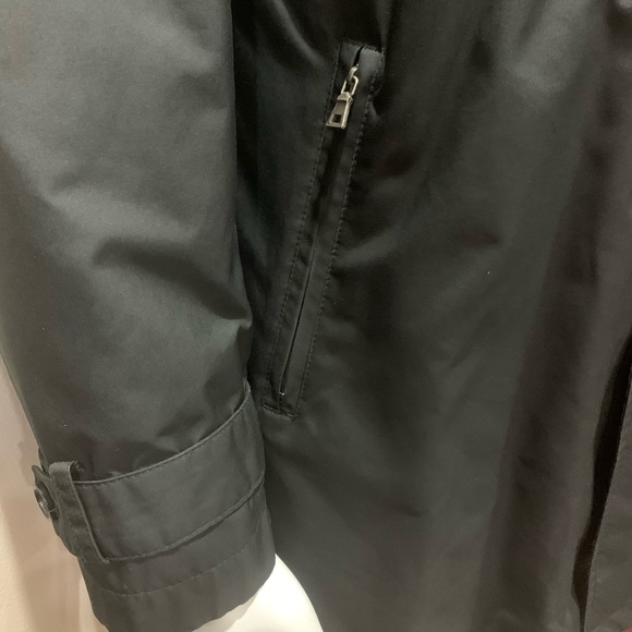 ๐HP๐ Cole Haan Black Dickey Insert Trench Coat size M - Picture 6 of 10